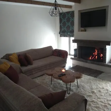 Awesomnest * Dimitsana